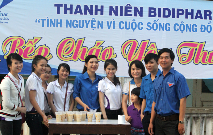 “Bếp cháo yêu thương” – Thanh niên Bidiphar tình nguyện vì cuộc sống cộng đồng