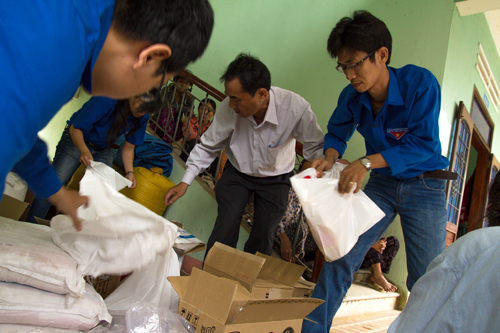 Bidiphar cứu trợ người dân vùng lũ