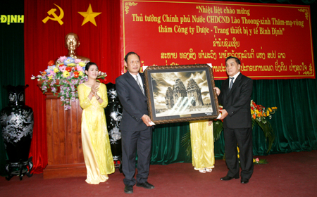 Bidiphar đón tiếp Thủ tướng Chính phủ nước Cộng hòa DCND Lào Thongsing Thammavong