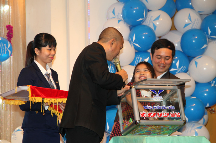 Bidiphar – Đơn vị tiên phong trong ứng dụng khoa học công nghệ - Tri ân khách hàng 2015