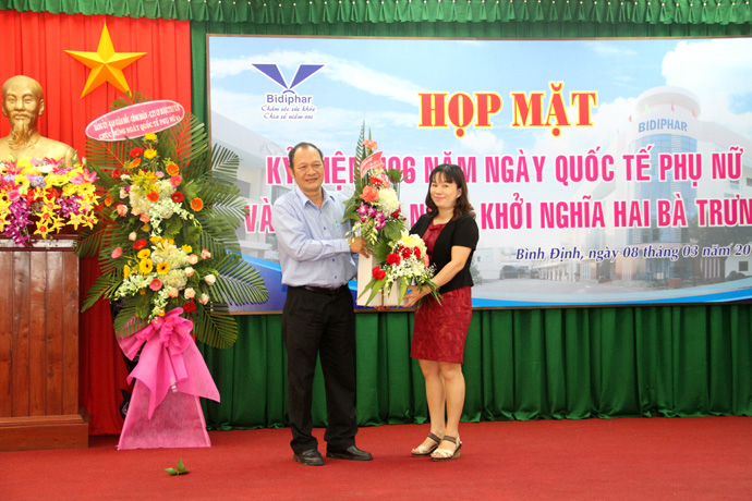 Bidiphar họp mặt chúc mừng ngày Quốc tế Phụ nữ ngày 8/3