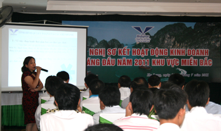 Bidiphar sơ kết hoạt động kinh doanh 6 tháng đầu năm và triển khai nhiệm vụ 6 tháng cuối năm 2011.