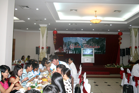 Bidiphar sơ kết hoạt động kinh doanh 6 tháng đầu năm và triển khai nhiệm vụ 6 tháng cuối năm 2011.