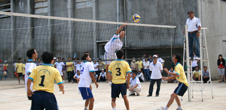 Bidiphar tổ chức các hoạt động chào mừng 30/4 - 1/5 và kỷ niệm 18 năm ngày thành lập công ty