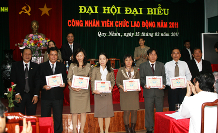 Bidiphar tổ chức đại hội đại biểu công nhân viên chức năm 2011