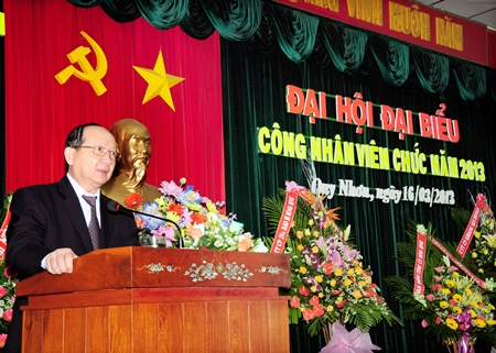 Bidiphar tổ chức Đại hội Đại biểu Công nhân Viên chức năm 2013 và Lễ trao tặng Huân chương Lao động của Chủ tịch Nước và Bằng khen của Thủ tướng Chính phủ.