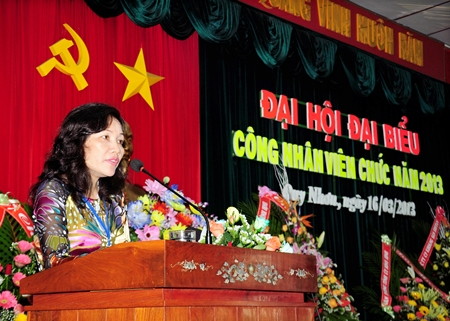 Bidiphar tổ chức Đại hội Đại biểu Công nhân Viên chức năm 2013 và Lễ trao tặng Huân chương Lao động của Chủ tịch Nước và Bằng khen của Thủ tướng Chính phủ.