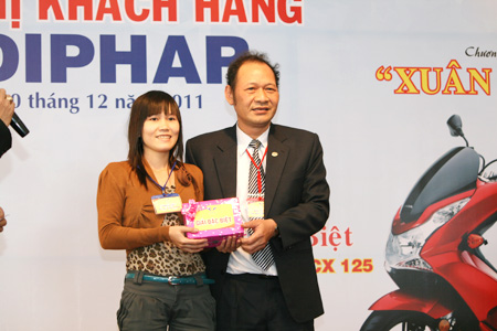 Bidiphar tổ chức hội nghị khách hàng khối OTC và tổng kết chương trình khuyến mãi Xuân Phát Tài.