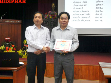 Bidiphar tổ chức hội nghị sơ kết hoạt động kinh doanh 6 tháng đầu năm và triển khai nhiệm vụ 6 tháng cuối năm 2012