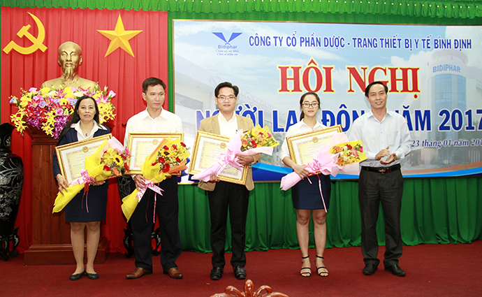 Bidiphar: Tổ chức thành công Hội nghị người lao động năm 2017