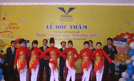 Bidiphar tổ chức thành công Lễ Bốc Thăm trúng thưởng chương trình Thịnh Vượng cùng Bidiphar năm 2012