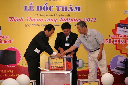 Bidiphar tổ chức thành công Lễ Bốc Thăm trúng thưởng chương trình Thịnh Vượng cùng Bidiphar năm 2012