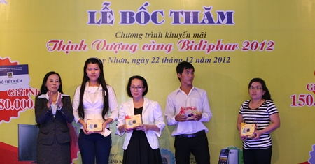 Bidiphar tổ chức thành công Lễ Bốc Thăm trúng thưởng chương trình Thịnh Vượng cùng Bidiphar năm 2012