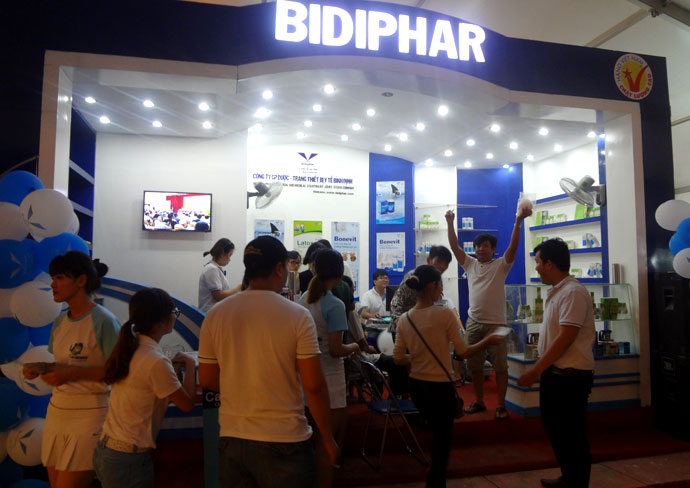 “Calonate” & “Bonevit” đồng hành cùng Hàng Việt tại Cần Thơ