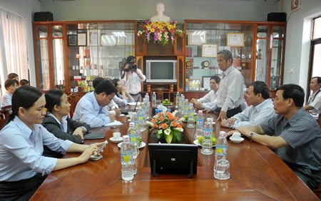 Chủ tịch Tổng LĐLĐ Việt Nam Đặng Ngọc Tùng thăm, làm việc tại Bidiphar