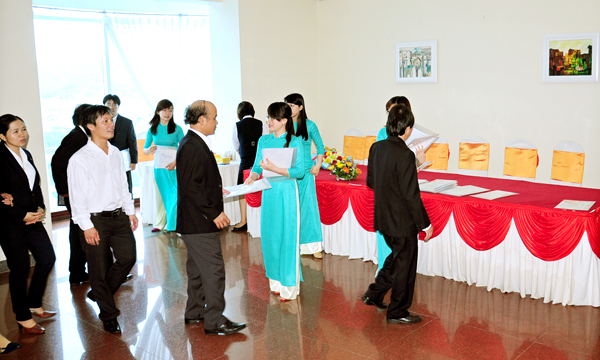 Công ty cổ phần Dược - Trang Thiết bị y tế Bình Định (Bidiphar) tổ chức Hội nghị Đại biểu người lao động năm 2014