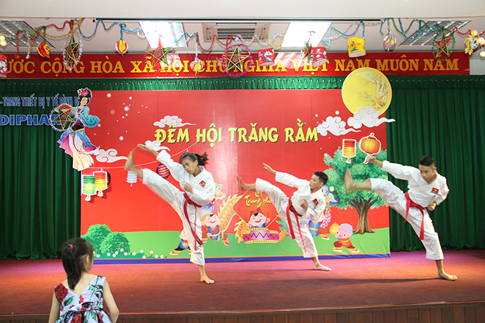 Đêm hội trăng rằm 2017