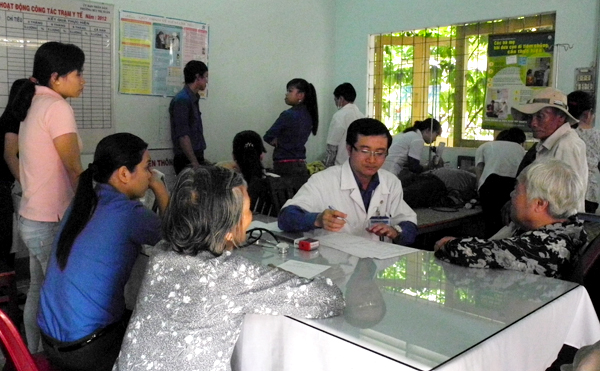 Đoàn cơ sở Bidiphar thực hiện chương trình “Tình nguyện vì cuộc sống cộng đồng”