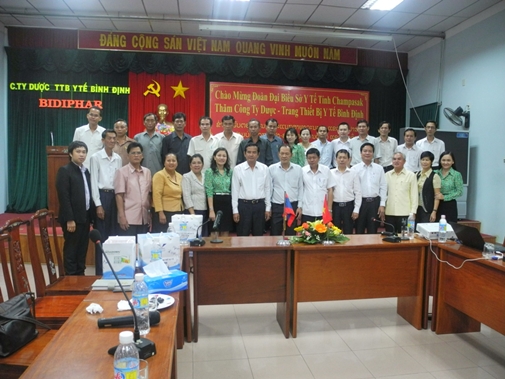 Đoàn đại biểu Sở Y tế tỉnh Chămpasắc, nước CHDCND Lào đến thăm và làm việc tại Bidiphar