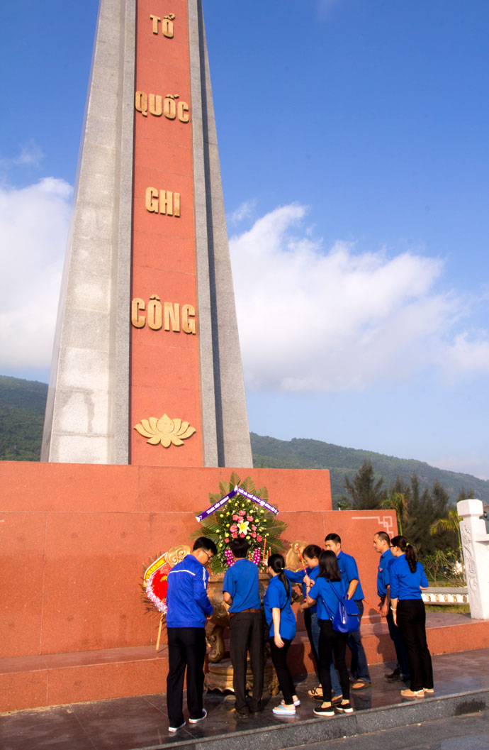 Đoàn thanh niên Bidiphar chào mừng 85 năm ngày thành lập Đoàn thanh niên cộng sản Hồ Chí Minh (26/03/1931 – 26/03/2016)