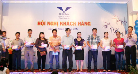 Hội nghị khách hàng Bidiphar khối Điều Trị năm 2012 tại Bình Định