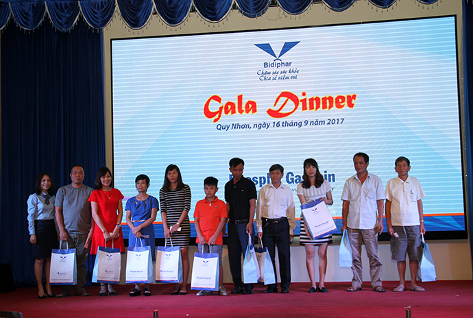 Hội ngộ khách hàng khối OTC khu vực Miền Bắc 2017 tại Bình Định