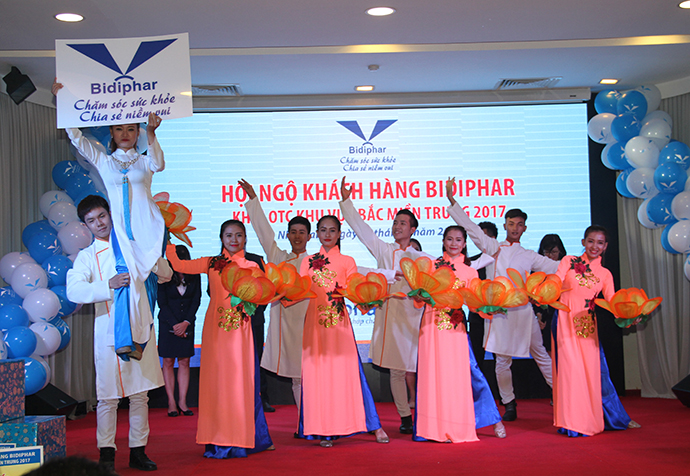 Hội ngộ khách hàng khối OTC khu vực miền Trung tại Nha Trang