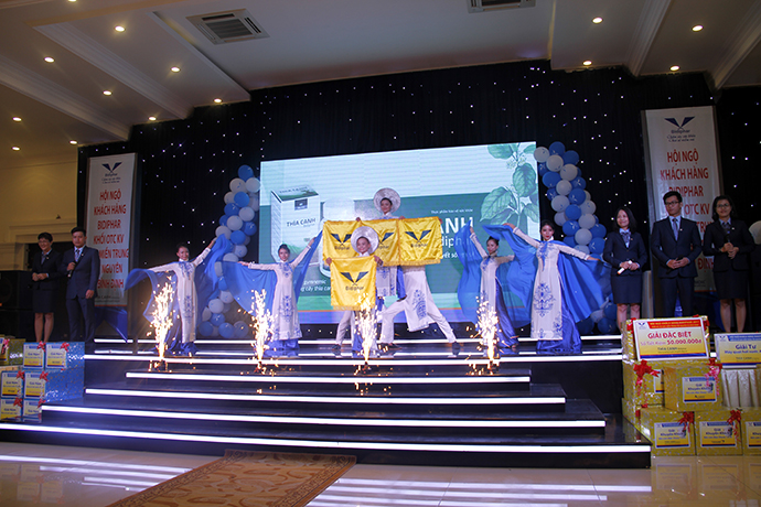 Hội ngộ khách hàng khối OTC khu vực Nam Miền Trung Tây Nguyên và Bình Định 2017 tại Phan Thiết