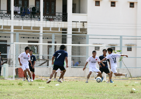 Hội thao bóng đá mini “TUỔI TRẺ TRUYỀN THỐNG – BIDIPHAR CUP” Lần thứ XII – 2012