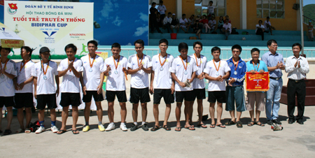 Hội thao bóng đá mini “Tuổi trẻ truyền thống – Bidiphar cup” Lần thứ XII – 2012