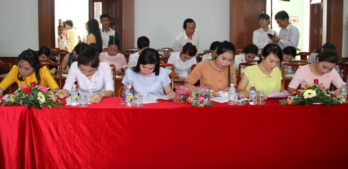 Hội thi nữ đoàn viên công đoàn Bidiphar Tài năng Duyên dáng 2015