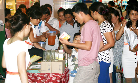 Kingdomin và Frestotal tiếp tục khẳng định vị trí hàng Việt tại Hội chợ HVNCLC Đà Nẵng