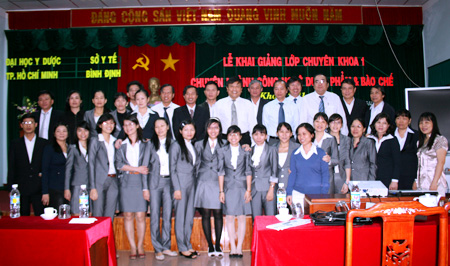 Lễ khai giảng lớp Chuyên Khoa I tại công ty Bidiphar