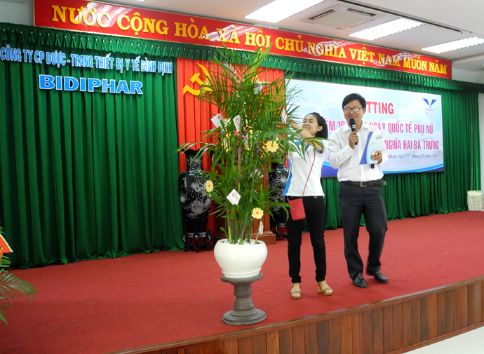 Mitting kỷ niệm 105 năm ngày Quốc tế phụ nữ và 1975 năm ngày khởi nghĩa hai bà Trưng