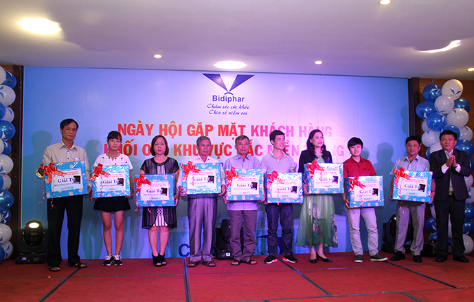 Ngày hội gặp mặt khách hàng khối OTC khu vực Bắc Miền Trung