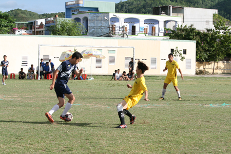 Nhãn hàng Kingdomin đồng hành cùng giải bóng đá “TUỔI TRẺ TRUYỀN THỐNG – BIDIPHAR CUP” Lần thứ XIII - 2013