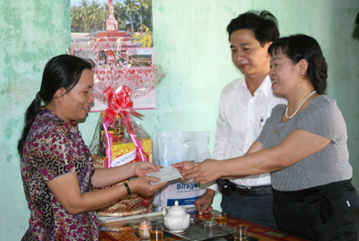 Tháng 7 - Năm Thanh Niên với chủ đề “VỀ NGUỒN”