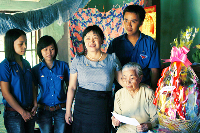 Tháng 7 - Năm Thanh Niên với chủ đề “VỀ NGUỒN”