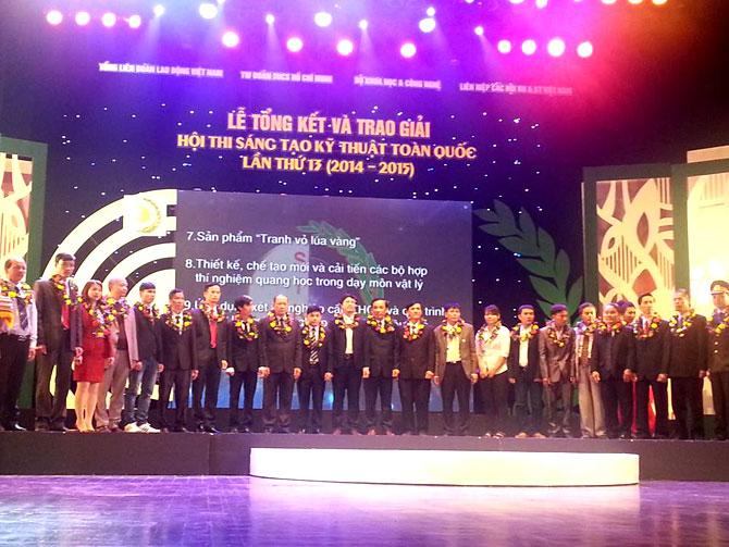 Thiết bị chuyên dụng để pha chế thuốc điều trị ung thư đoạt giải Ba cuộc thi sáng tạo