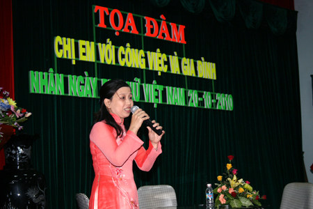 Buổi tọa đàm “Chị em với công việc và gia đình”