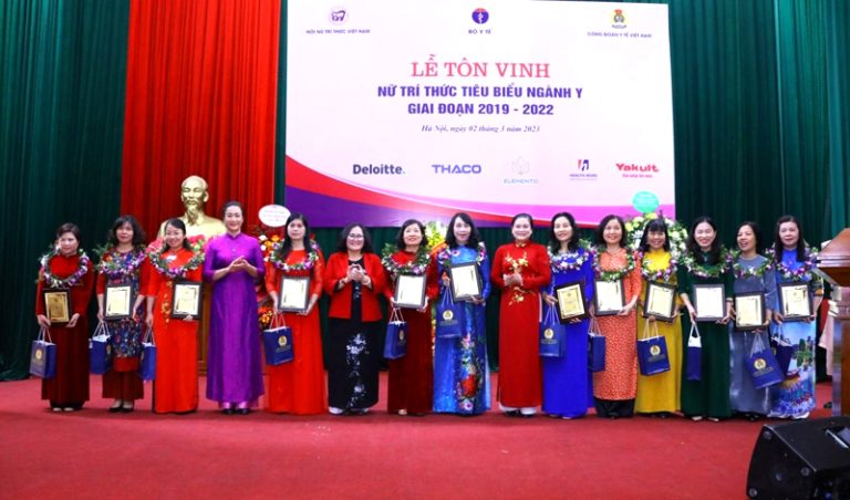 TỔNG GIÁM ĐỐC BIDIPHAR ĐƯỢC TÔN VINH DANH HIỆU NỮ TRÍ THỨC TIÊU BIỂU NGÀNH Y GIAI ĐOẠN 2019-2022