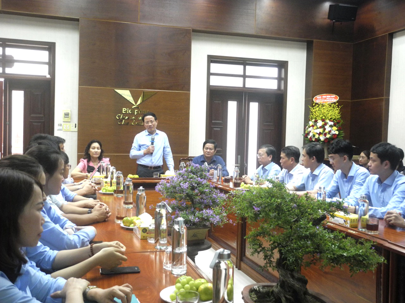 CHỦ TỊCH UBND TỈNH BÌNH ĐỊNH ĐẾN THĂM VÀ CHÚC MỪNG BIDIPHAR NHÂN NGÀY KHOA HỌC VÀ CÔNG NGHỆ VIỆT NAM