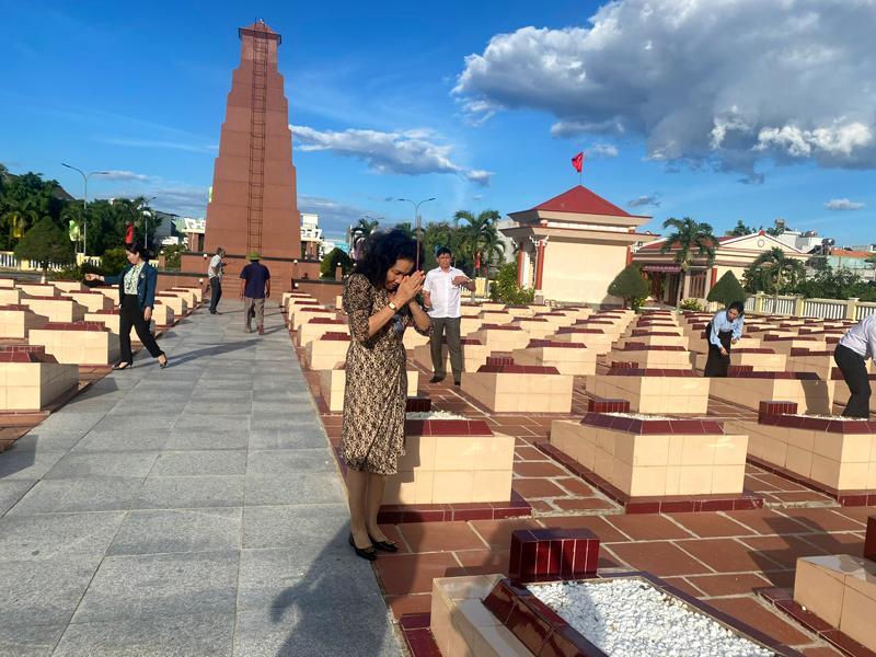 BIDIPHAR TẶNG QUÀ TRI ÂN NHÂN KỶ NIỆM 76 NĂM NGÀY THƯƠNG BINH LIỆT SĨ (27/7/1947 – 27/7/2023)