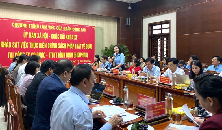 ĐOÀN CÔNG TÁC CỦA ỦY BAN XÃ HỘI - QUỐC HỘI ĐẾN THĂM VÀ LÀM VIỆC TẠI BIDIPHAR