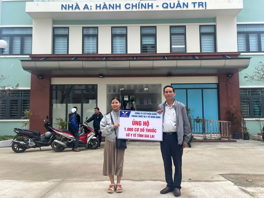 BIDIPHAR TIẾP SỨC 1.000 TÚI THUỐC: CÙNG ĐOÀN Y TẾ GIA LAI TỔNG LỰC HỖ TRỢ QUY NHƠN VÀ TUY PHƯỚC SAU LŨ