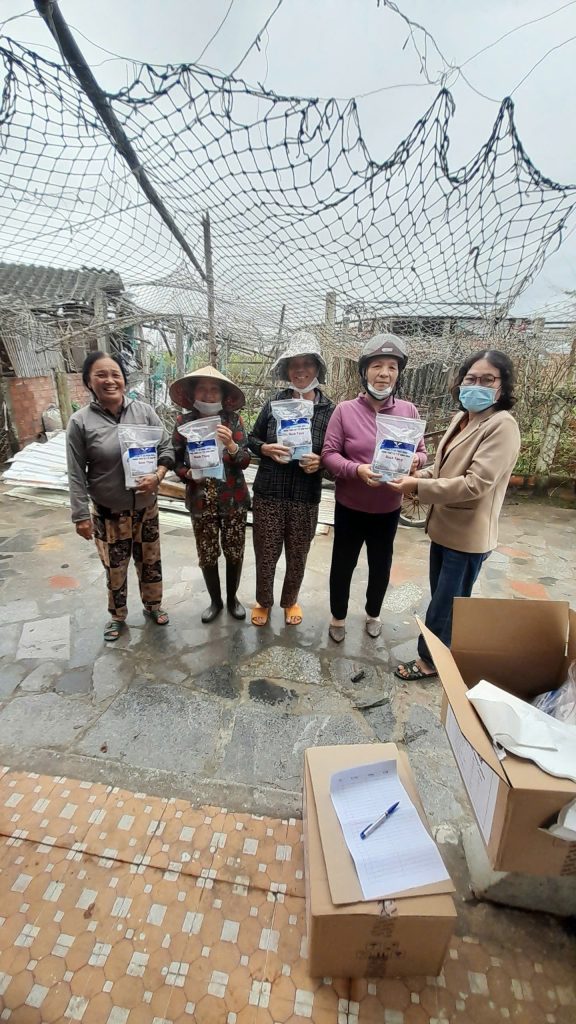 BIDIPHAR TIẾP SỨC 1.000 TÚI THUỐC: CÙNG ĐOÀN Y TẾ GIA LAI TỔNG LỰC HỖ TRỢ QUY NHƠN VÀ TUY PHƯỚC SAU LŨ